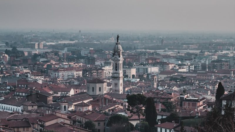 Ascendi la Bergamo Funicolare: un’avventura tra storia e panorami mozzafiato