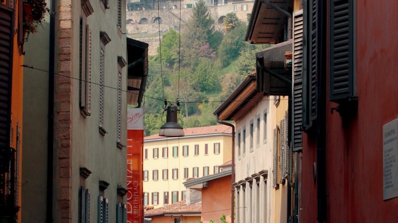 Alla scoperta del santuario della madonna del perello: un viaggio spirituale a Bergamo